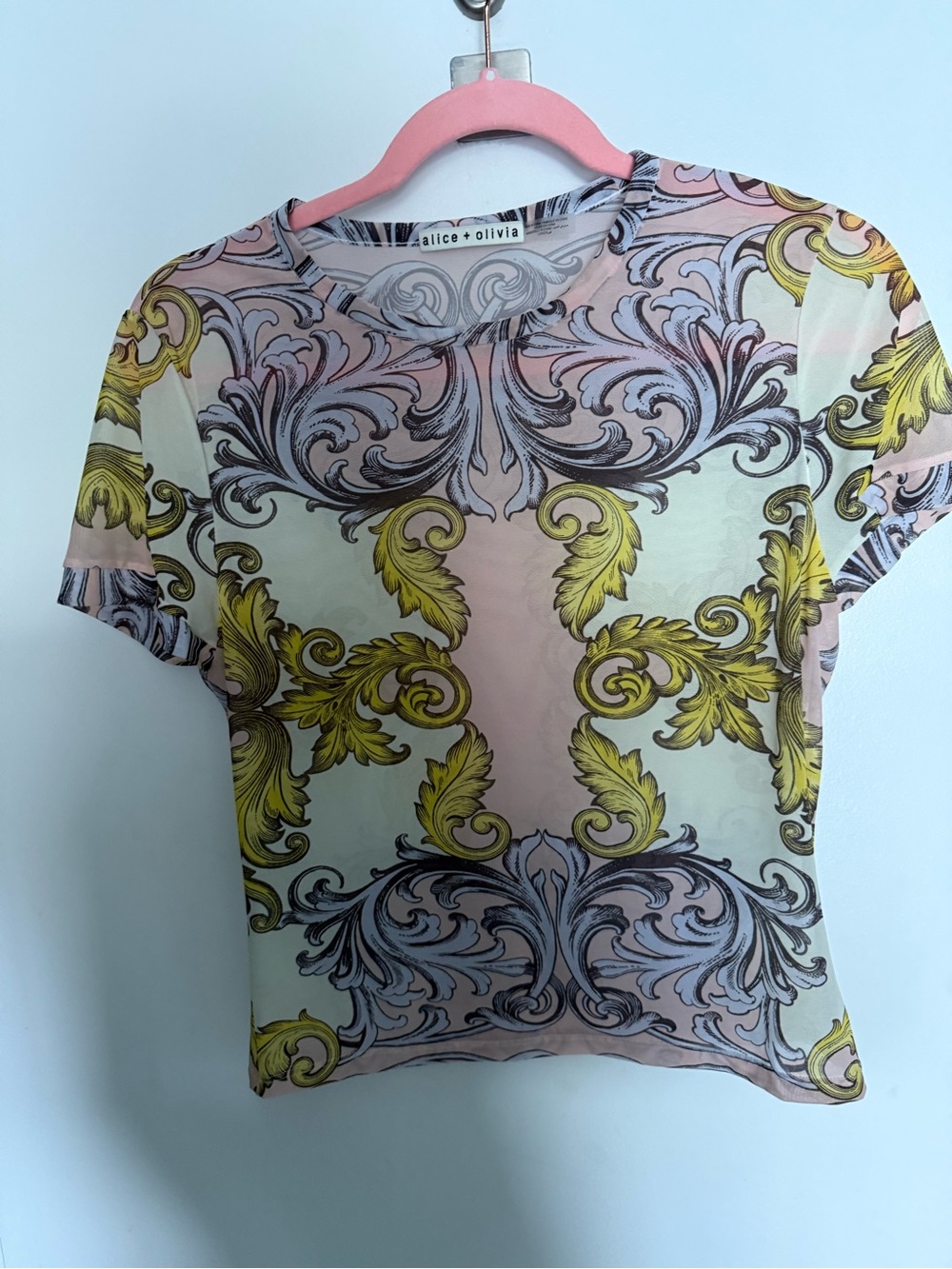 Alice + Olivia Pink, Yellow & Gray Baroque Print Short Sleeve Tee